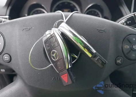 2012 Mercedes-Benz E 350 from USA, damaged, VIN WDDHF5KB6CA592330